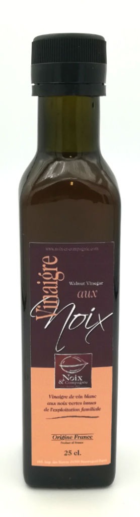 Vinaigre aux noix de la Drôme, bouteille 25cl Vinaigre aux noix de la Drôme, bouteille 25cl