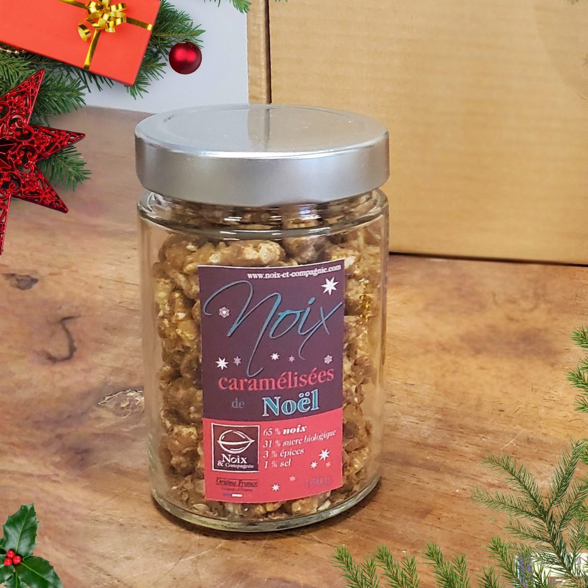 Noix caramélisées de Noël pour un cadeau gourmand